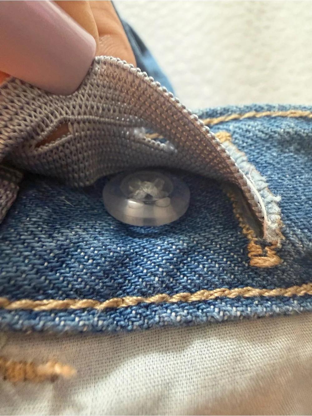 Old Navy Two-Tone Wide Leg Jeans in Light Blue and Dark Blue